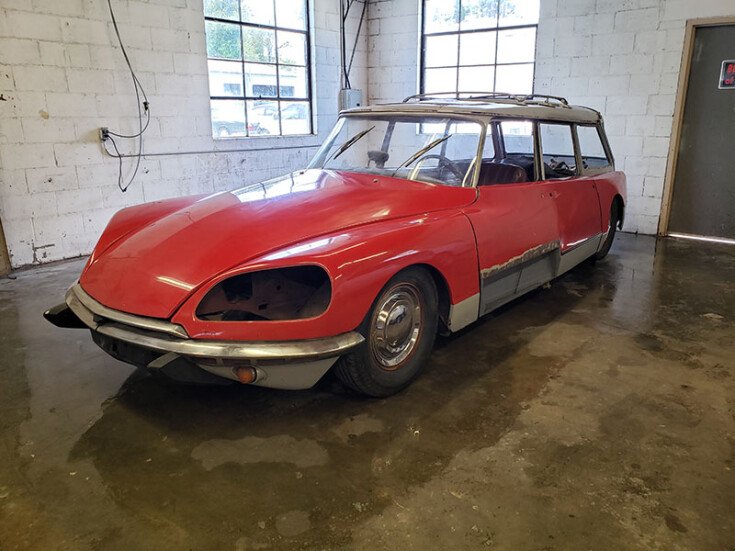 Thumbnail Photo undefined for 1968 Citroen DS